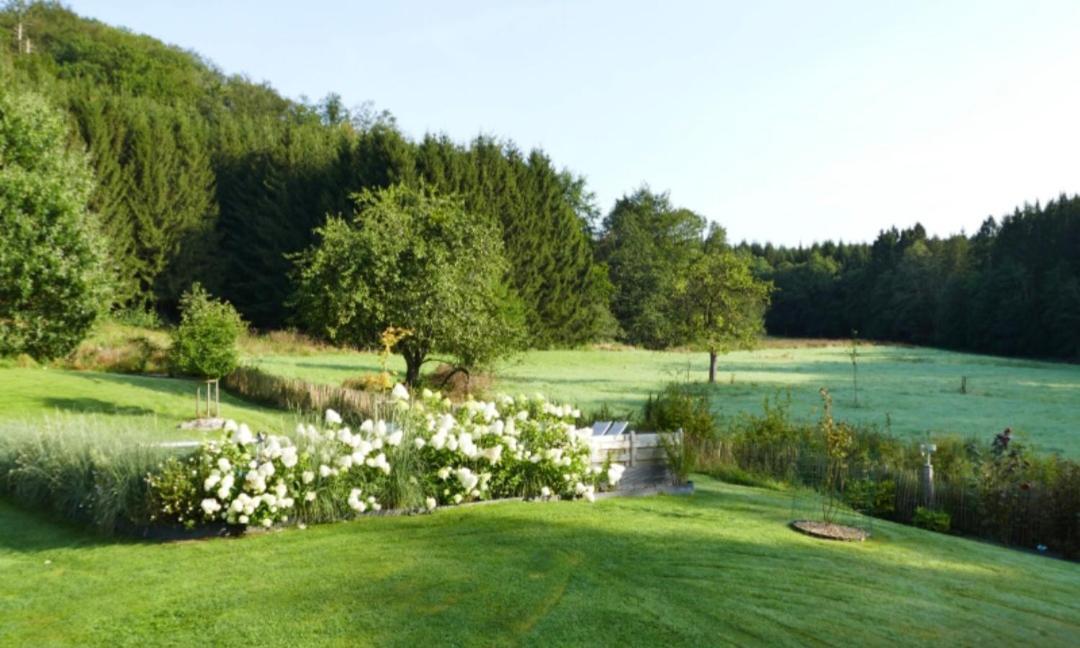 Le Clos Du Cerf - Silence & Nature Stoumont Bagian luar foto